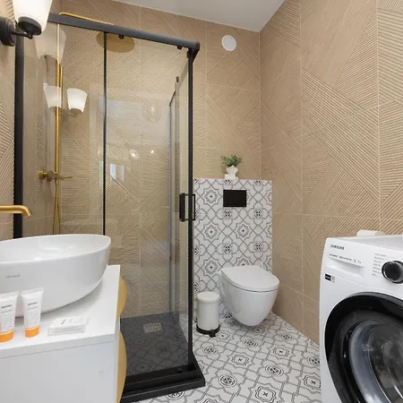 Eleganckie Dla 2 Osob W Warszawie By Renters * Varsovie